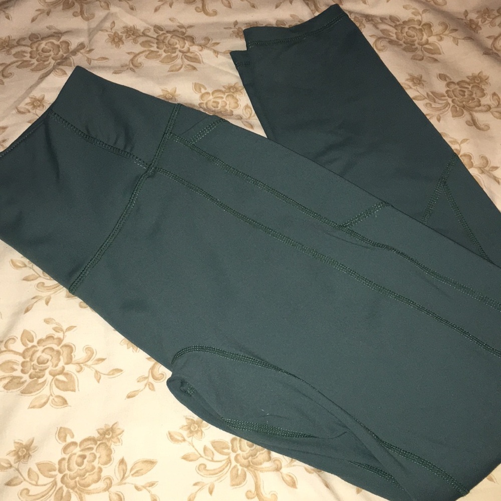 TYC Heart Booty leggings